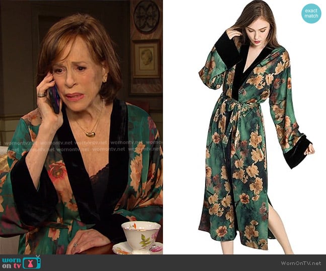 Vivian’s green floral robe on Days of our Lives Vivian’s green floral robe on Days of our Lives