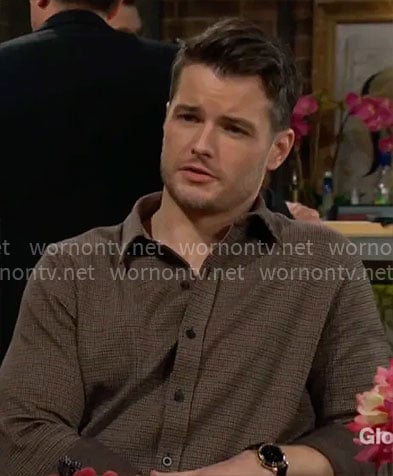 Kyle’s brown checked shirt on The Young and the Restless