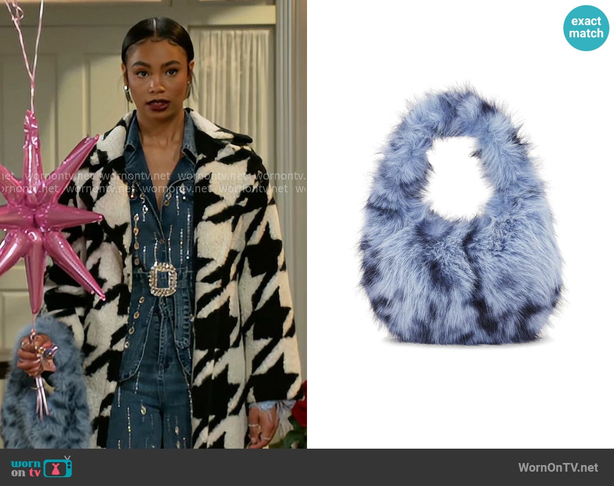 LaMarque Alix Faux Fur Bag worn by Chelsea Hamilton (RhonniRose Mantilla) on Beyond the Gates