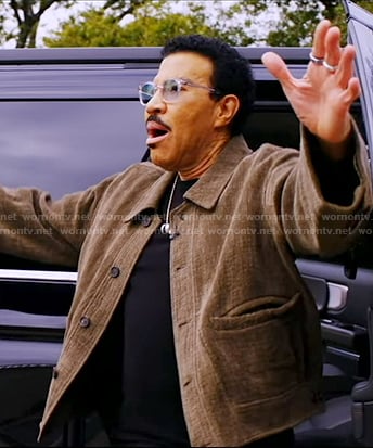 Lionel’s brown textured jacket on American Idol