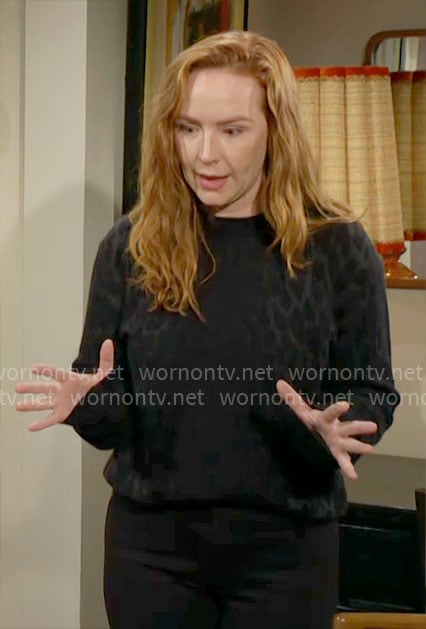 Mariah’s black leopard print sweater on The Young and the Restless