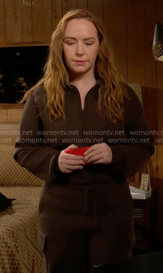 Mariah’s brown zip knit jacket and pants set on The Young and the Restless