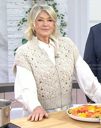 Martha Stewart’s open knit zip front cardigan on Today