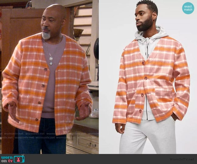 Mode of One Woven Cardigan worn by Frank (Lamont Thompson) on The Upshaws