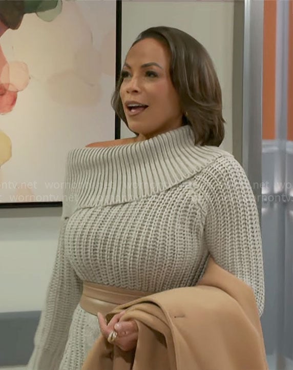 Nicole’s asymmetric sweater dress on Beyond the Gates