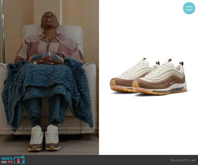 Nike Air Max 97 in Muslin Pink Foam worn by Henrietta Wilson (Aisha Hinds) on 9-1-1