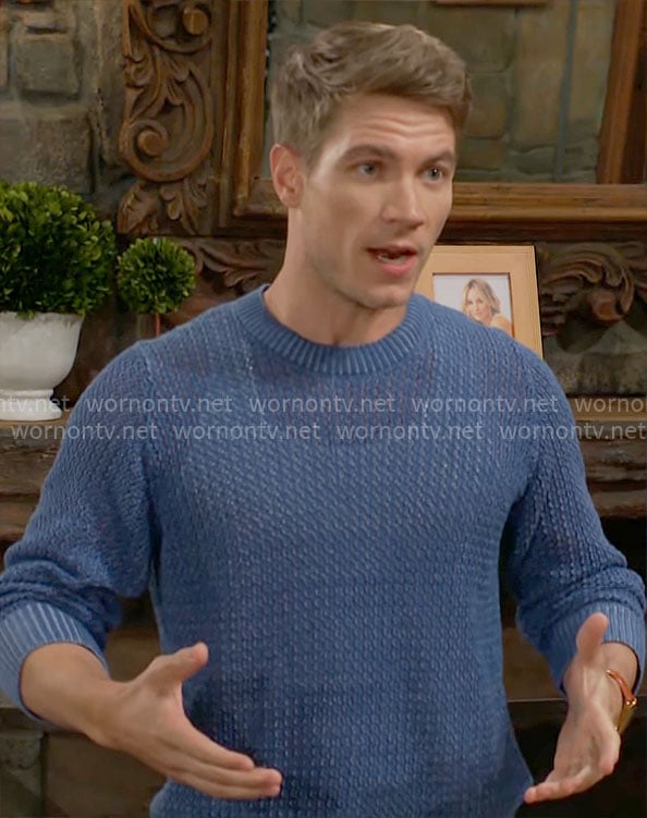 Noah’s blue crochet sweater on The Young and the Restless