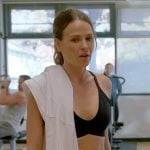 Novak’s side-stripe track pants on Chicago Fire