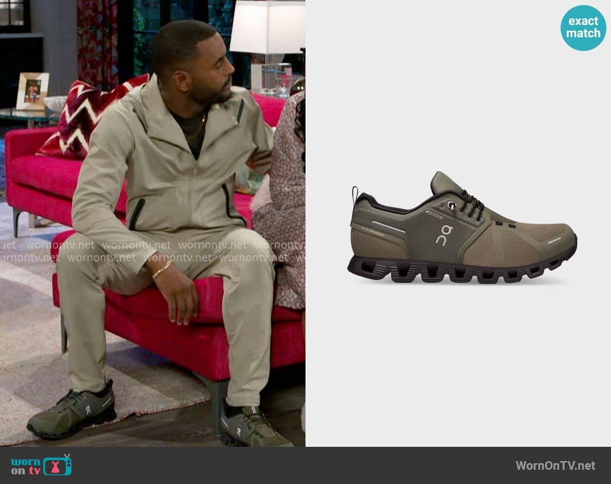 On Cloud 5 Waterproof Shoes in Olive worn by Andre Richardson (Sean Freeman) on Beyond the Gates