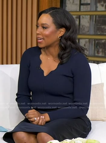 Rachel’s navy scalloped ribbed top on Good Morning America