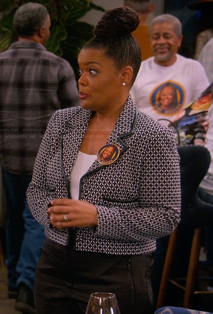 Regina's geometric print blazer on The Upshaws