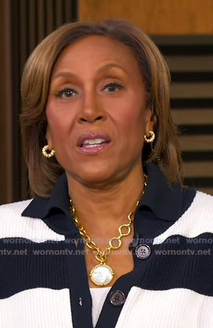 Robin's white pendant chain necklace on Good Morning America