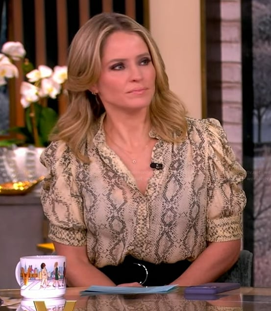 Sara’s snake skin print top on The View