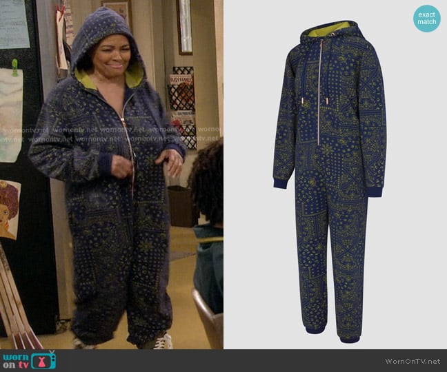 Savage x Fenty Forever Savage Hooded Onesie worn by Regina Upshaw (Kim Fields) on The Upshaws