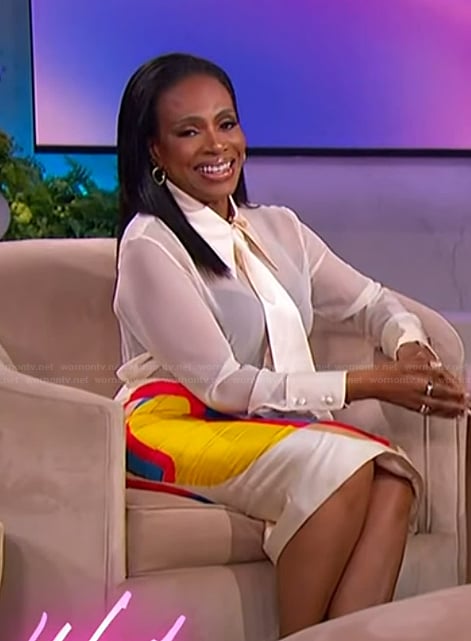 Sheryl Lee Ralph’s printed skirt on The Jennifer Hudson Show