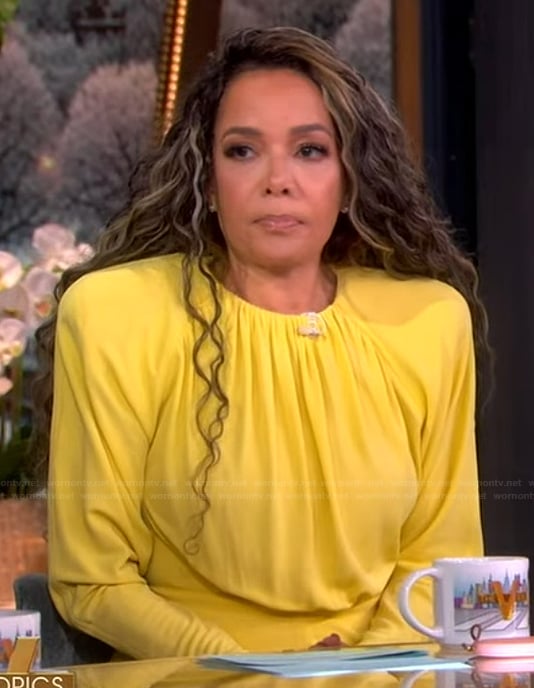 Sunny’s yellow padded shoulder dress on The View