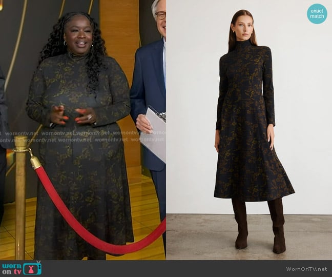 Kelley L. Carter’s black floral dress on GMA Kelley L. Carter’s black floral dress on GMA