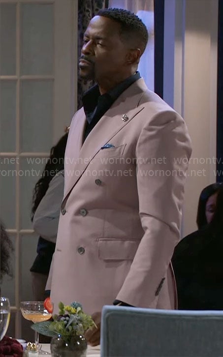 Ted's mauve suit on Beyond the Gates
