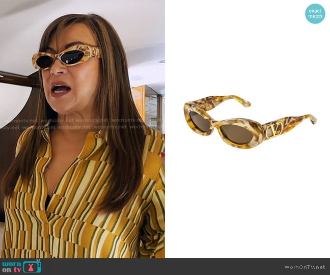 Valentino Garavani VLS-178D Oval Sunglasses worn by Jennifer Tilly on The Real Housewives of Beverly Hills