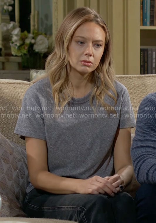 Abby’s grey t-shirt on The Young and the Restless