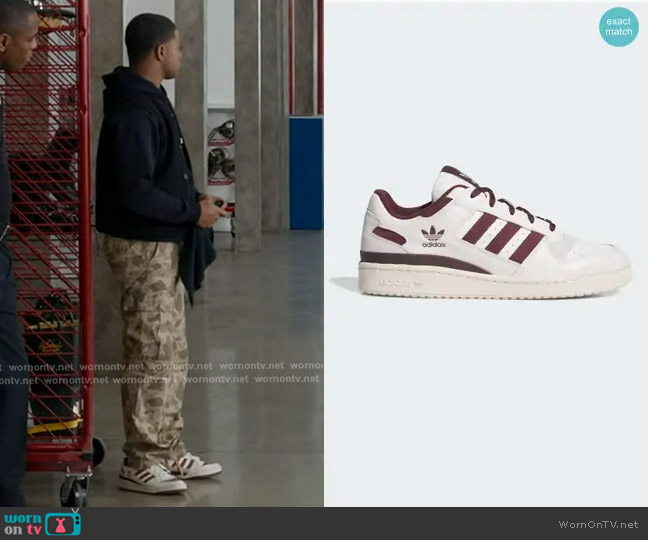 Adidas Forum Low CL Shoes in off white and brown worn by Harry Grant (Elijah M. Cooper) on 9-1-1
