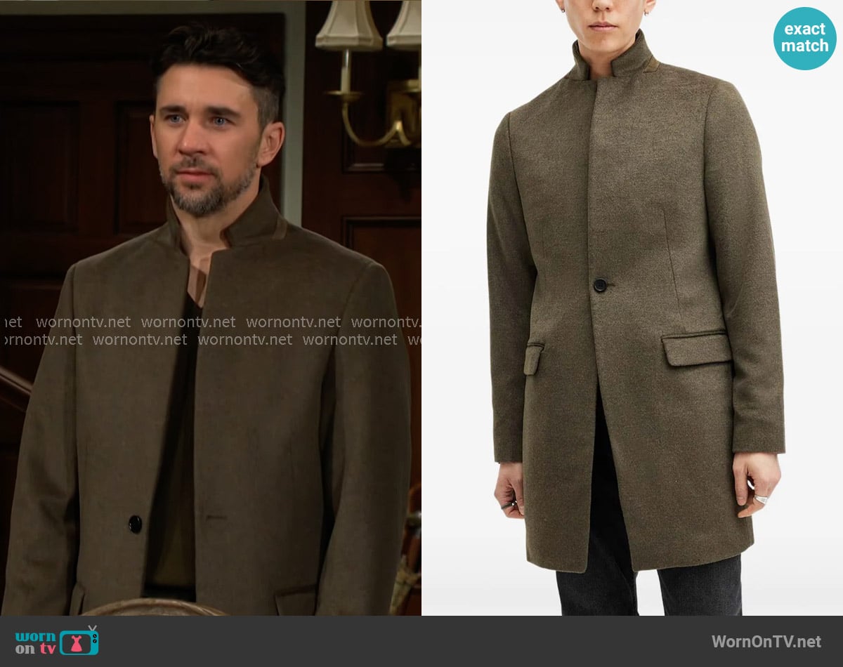 Cane’s taupe coat on The Young and the Restless