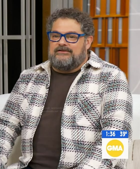 Bobby Moynihan’s white plaid shirt on Good Morning America