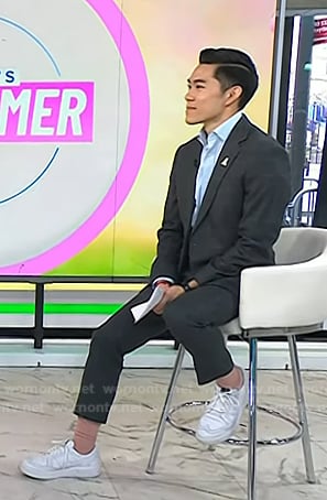 Brian Cheung's white sneakers on Today
