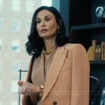 Cami’s brown double breasted blazer on Landman