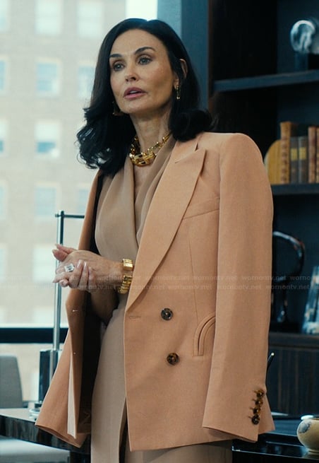 Cami's brown double breasted blazer on Landman