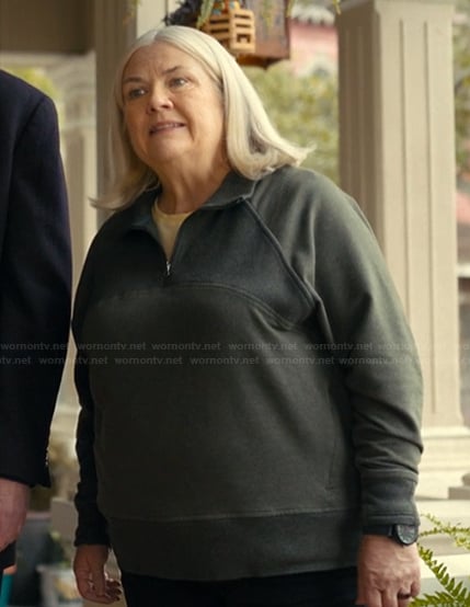 Dana’s green zip sweater on The Burbs