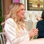 Elaine Hendrix’s white satin blazer and pants on Sherri