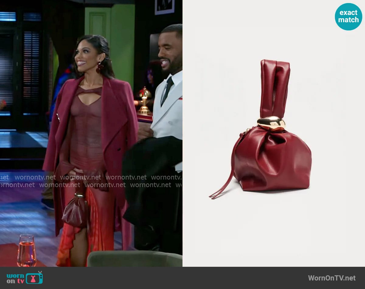 Fashion Nova A La Mode Clutch worn by Dani Dupree (Karla Mosley) on Beyond the Gates