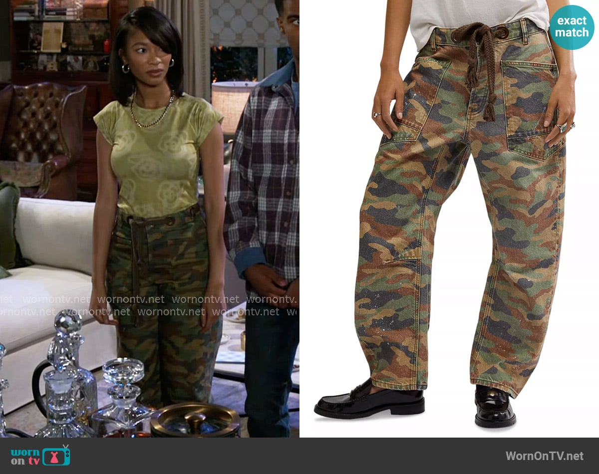 Free People Moxie Printed Pants worn by Jessica (Camryn Jade) on Beyond the Gates