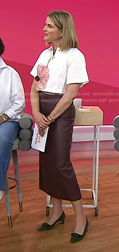 Jenna's green buckled suede pumps on Today