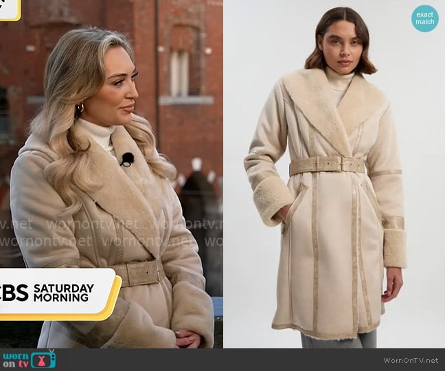 Kelly O’Grady’s beige fur collar coat on CBS Mornings