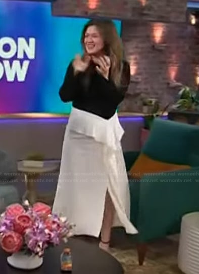 Kelly's two tone ruffle front dress on The Kelly Clarkson Show