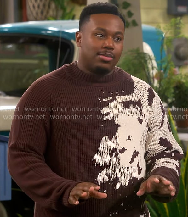 Marty’s brown splatter print sweater on The Neighborhood
