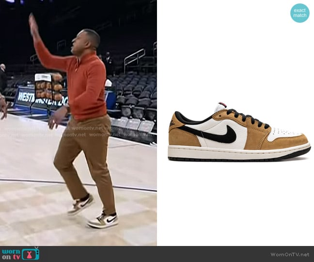 Craing’s brown and white sneakers on Today Craing’s brown and white sneakers on Today