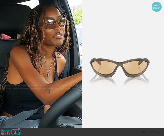 Ciara’s brown sunglasses on Summer House