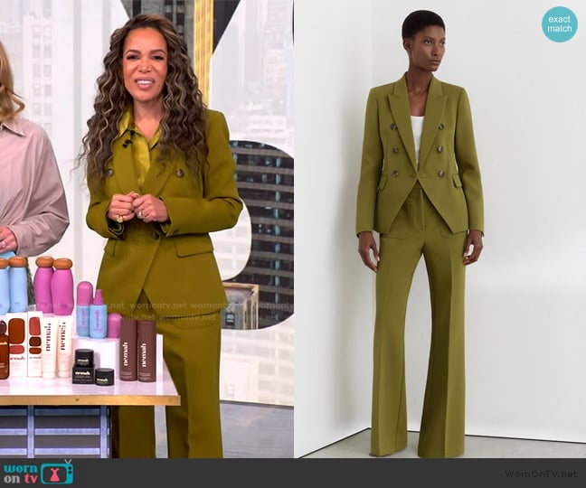 Sunny’s green double breasted blazer on The View