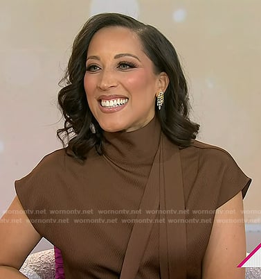 Robin Thede’s brown tie neck top and gathered skirt on Today