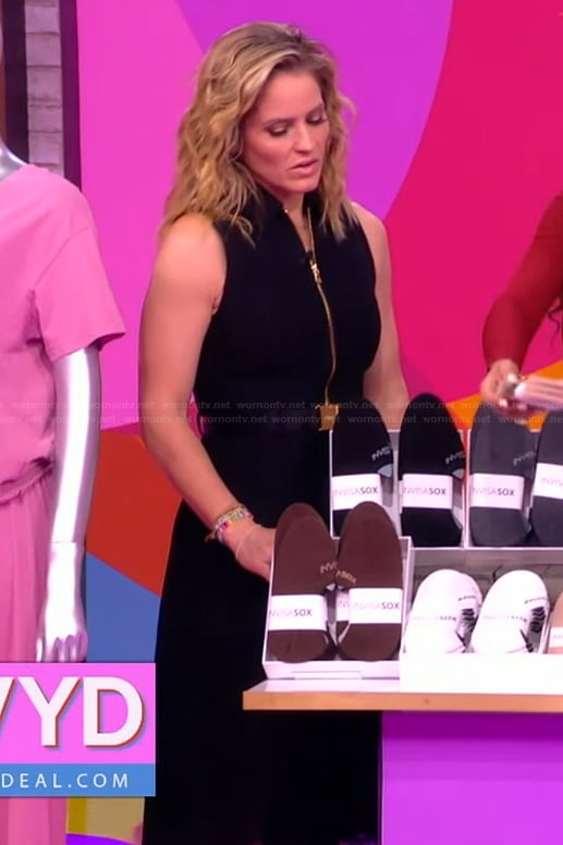 Sara’s black sleeveless zip front dress on The View