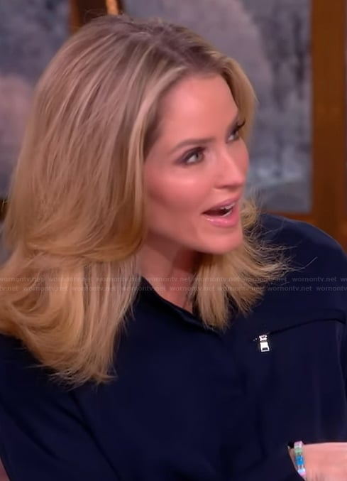 Sara’s navy zip pocket top on The View
