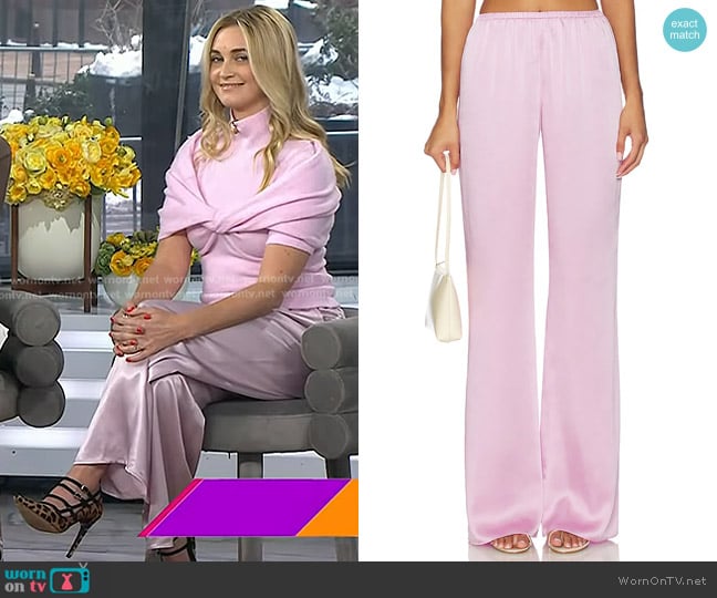 Seroya Viva Satin Pants in Dusty Pink worn by Jasmine Snow on Today