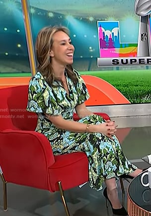 Shannon Doherty’s blue and green floral print dress on NBC News Daily