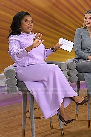 Sheinelle’s brown heel pumps on Today