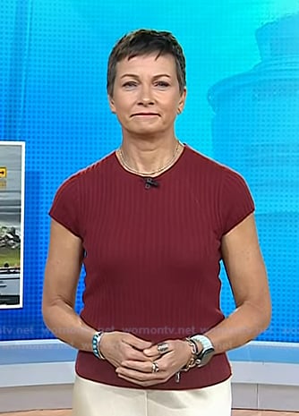 Stephanie's red ribbed tee on Today
