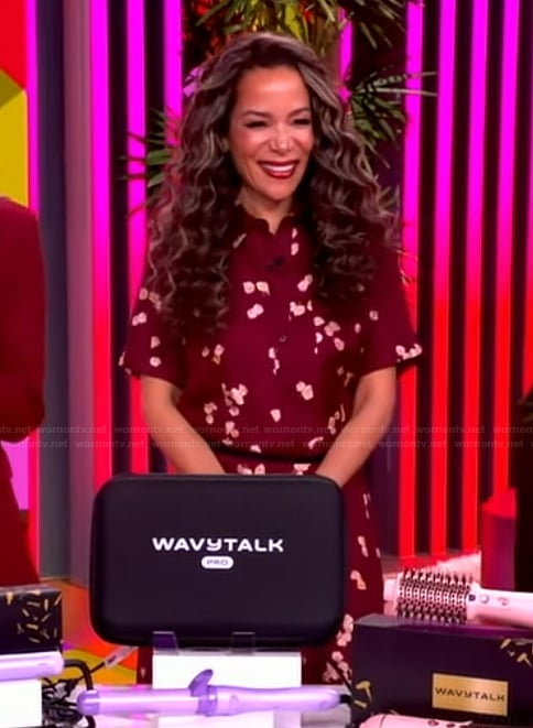 Sunny’s burgundy floral print shirtdress on The View