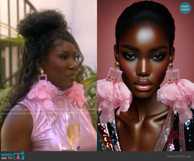 Truface by Grace Nonso Square Top Flower Petal Earrings worn by Bozoma Saint John on The Real Housewives of Beverly Hills